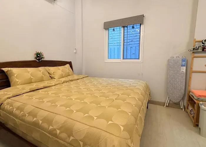 Cozy Nest At Sathon Private Home,peaceful Getaway 別荘